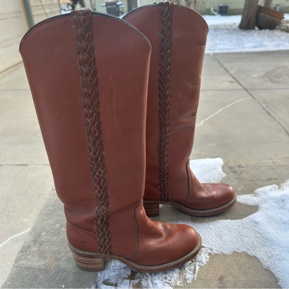 Frye Sabrina Campus Braided Vintage Riding Heeled Tall Boot Leather Size 7.5 USA